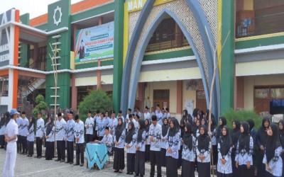 Perayaan Hari Guru di MAN 2 Gresik: Apresiasi untuk Guru Berprestasi dan Kebersamaan yang Meriah