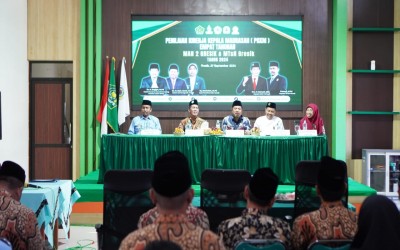 Penilaian Kinerja Kepala Madrasah (PKKM) MAN 2 Gresik dan MtsN Gresik Sukses Diselenggarakan di Aula MANDALA MAN 2 Gresik